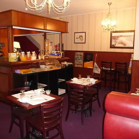 Alexandra Centre Μπουλόν-Σιρ-Μερ