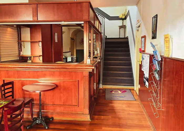 Alexandra Centre Hotel